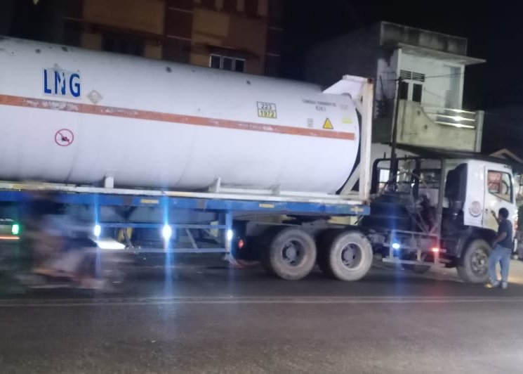 Pengiriman Isotank LNG Milik Pertagas Niaga dari Perta Aron Gas Tujuan Kawasan Industri Medan_04