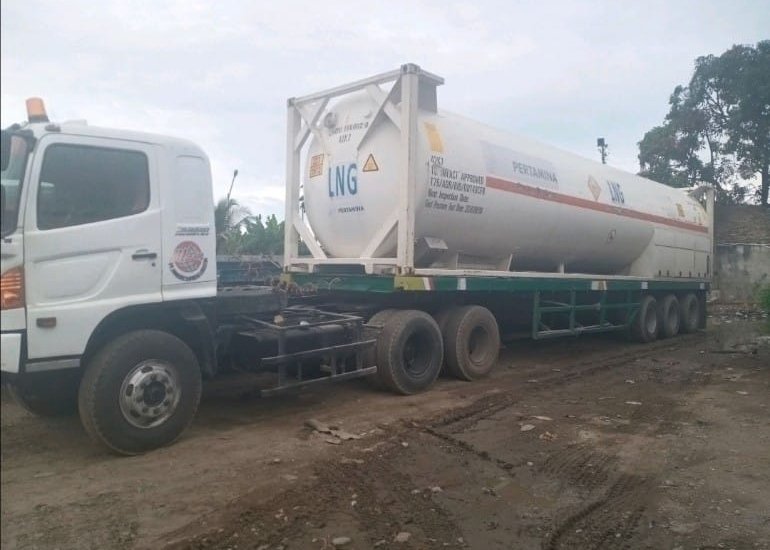 Pengiriman Isotank LNG Milik Pertagas Niaga dari Perta Aron Gas Tujuan Kawasan Industri Medan_02