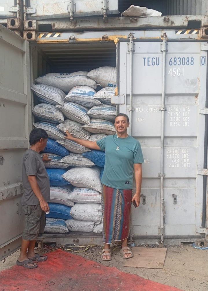 foro muat komoditi eksport 01